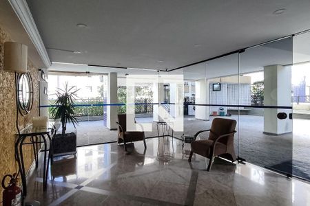 Hall de Entrada de apartamento à venda com 3 quartos, 72m² em Vila Gumercindo, São Paulo
