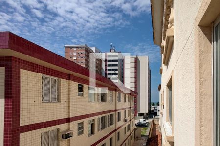 Vista Sala de apartamento para alugar com 2 quartos, 75m² em Guilhermina, Praia Grande