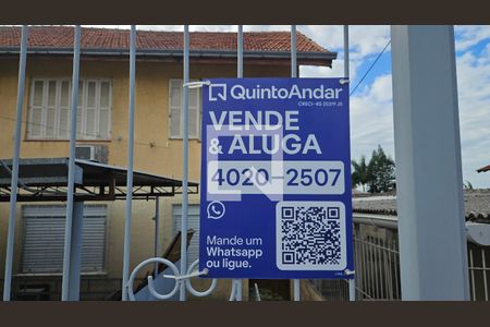 Plaquinha de casa à venda com 3 quartos, 150m² em Jardim Sabará, Porto Alegre