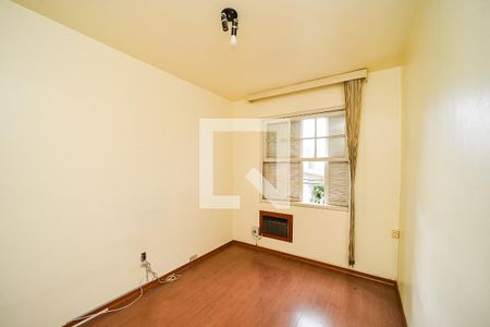 Quarto 2 de casa à venda com 3 quartos, 150m² em Jardim Sabará, Porto Alegre