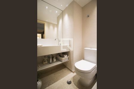 Lavabo de apartamento à venda com 3 quartos, 165m² em Vila Nova Conceição, São Paulo