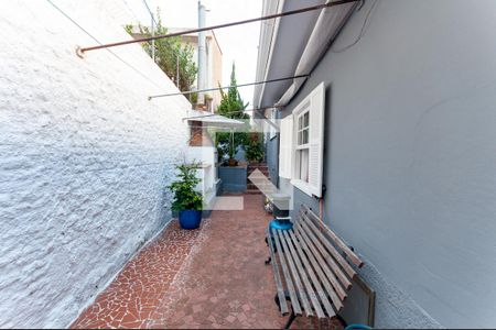 Quintal de casa à venda com 5 quartos, 300m² em Vila Anglo Brasileira, São Paulo