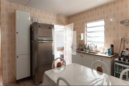 Cozinha Casa 2 de casa à venda com 5 quartos, 300m² em Vila Anglo Brasileira, São Paulo