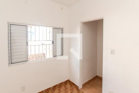 Quarto 2   de casa para alugar com 2 quartos, 60m² em Vila Sabrina, São Paulo