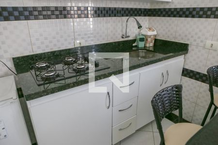 Cozinha de apartamento para alugar com 1 quarto, 40m² em Luz, São Paulo
