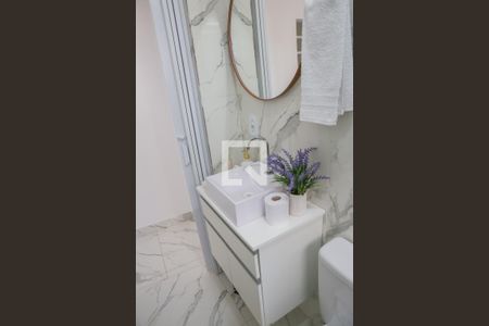 Banheiro de apartamento para alugar com 1 quarto, 40m² em Luz, São Paulo