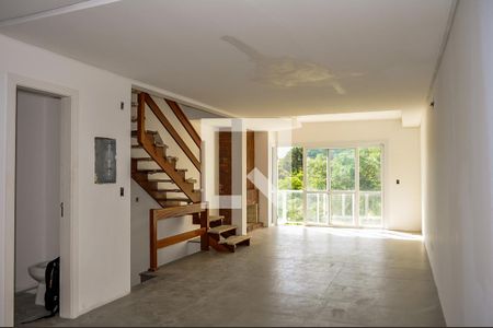 Sala de casa de condomínio à venda com 3 quartos, 160m² em Aberta dos Morros, Porto Alegre