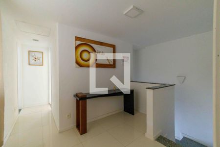 Hall de casa de condomínio à venda com 4 quartos, 215m² em Vargem Pequena, Rio de Janeiro