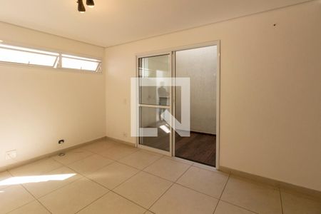 Sala de casa de condomínio à venda com 2 quartos, 83m² em Vila Santa Clara, São Paulo
