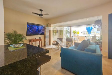 Sala de apartamento para alugar com 4 quartos, 250m² em Jardim Praiano, Guarujá