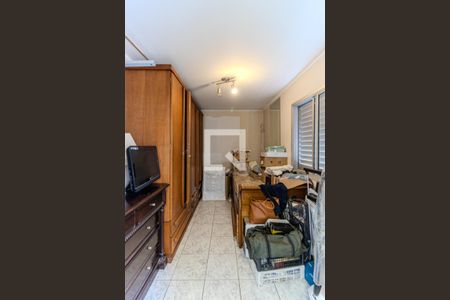 Quarto de Serviço de apartamento à venda com 3 quartos, 240m² em Higienópolis, São Paulo