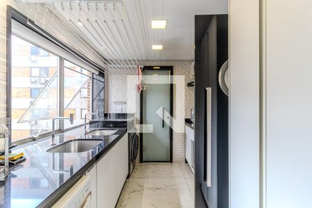 Área de Serviço de apartamento à venda com 3 quartos, 240m² em Higienópolis, São Paulo