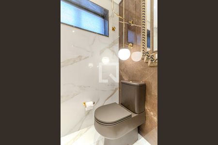 Lavabo de apartamento à venda com 3 quartos, 240m² em Higienópolis, São Paulo