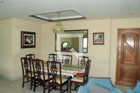 Sala de apartamento à venda com 3 quartos, 129m² em Barra da Tijuca, Rio de Janeiro