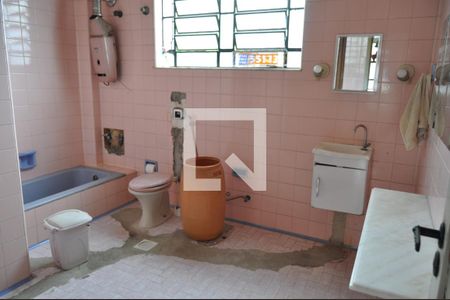 Banheiro de casa para alugar com 4 quartos, 300m² em Cachambi, Rio de Janeiro