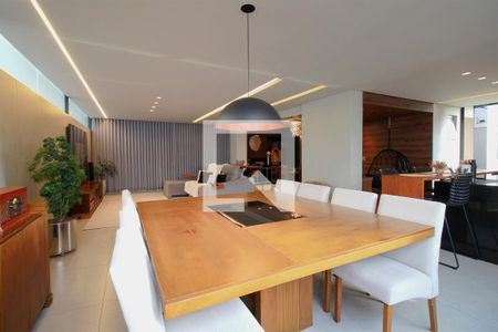 Varanda coberta de apartamento à venda com 4 quartos, 364m² em Buritis, Belo Horizonte