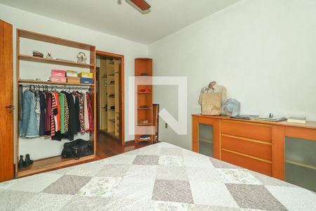 Quarto Suíte de casa à venda com 4 quartos, 200m² em Jardim Sabará, Porto Alegre