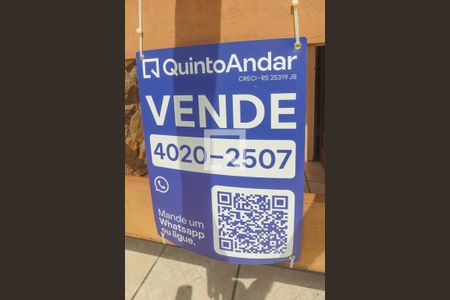 Placa de casa à venda com 4 quartos, 200m² em Jardim Sabará, Porto Alegre