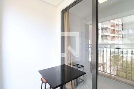 Varanda de kitnet/studio à venda com 1 quarto, 30m² em Perdizes, São Paulo