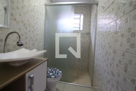 Banheiro de casa para alugar com 2 quartos, 70m² em Cidade das Flores, Osasco