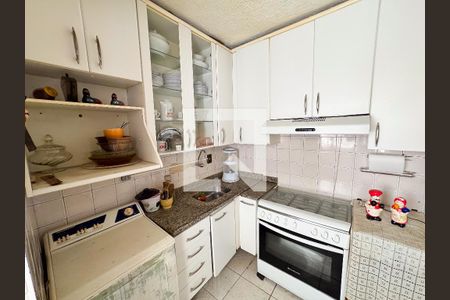 Cozinha de apartamento à venda com 2 quartos, 55m² em Eldorado, Contagem