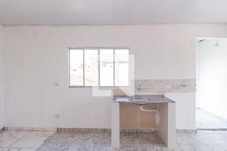 Cozinha e área de serviço de casa para alugar com 1 quarto, 45m² em Cidade das Flores, Osasco