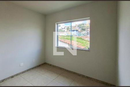 Quarto 2 de casa à venda com 3 quartos, 168m² em Pompéia, Belo Horizonte