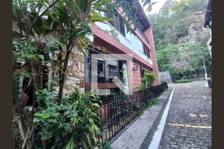Foto 01 de casa de condomínio à venda com 6 quartos, 400m² em Vila Isabel, Rio de Janeiro