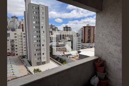 Sacada/Sala de apartamento à venda com 2 quartos, 75m² em Estoril, Belo Horizonte