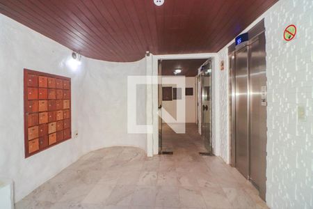 Hall de entrada de apartamento à venda com 3 quartos, 164m² em Petrópolis, Porto Alegre