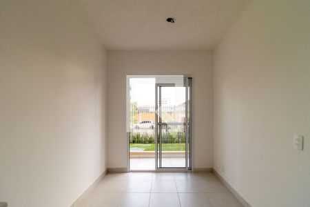 Sala de apartamento para alugar com 1 quarto, 32m² em Parque Industrial Tomas Edson, São Paulo