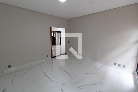 Sala de TV de casa de condomínio para alugar com 4 quartos, 531m² em Loteamento Alphaville Campinas, Campinas