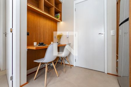 Sala/ Cozinha de apartamento para alugar com 1 quarto, 27m² em Campo Belo, São Paulo