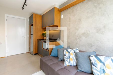 Sala/ Cozinha de apartamento para alugar com 1 quarto, 27m² em Campo Belo, São Paulo