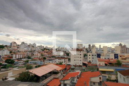 Vista da Suite de apartamento à venda com 4 quartos, 107m² em Sagrada Família, Belo Horizonte