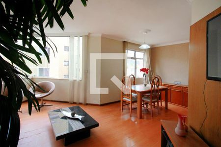 Sala de apartamento à venda com 4 quartos, 107m² em Sagrada Família, Belo Horizonte