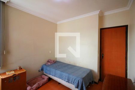 Suite de apartamento à venda com 4 quartos, 107m² em Sagrada Família, Belo Horizonte