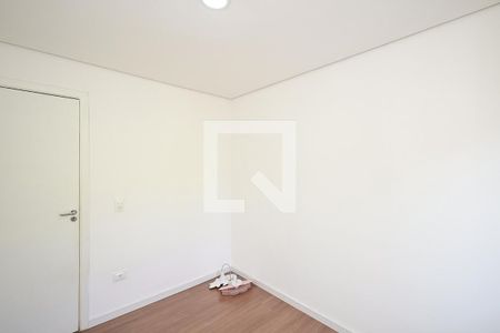 Quarto 1 de apartamento para alugar com 4 quartos, 98m² em Parque Pinheiros, Taboão da Serra