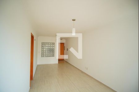 Sala de apartamento para alugar com 3 quartos, 100m² em Passo D’areia, Porto Alegre