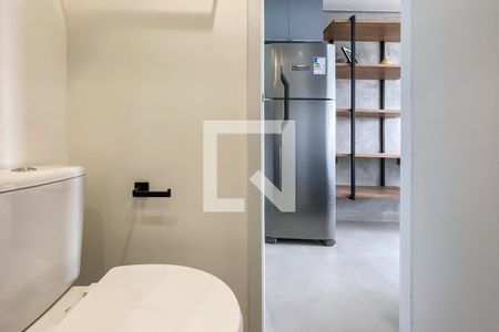 Banheiro de kitnet/studio para alugar com 1 quarto, 24m² em Vila Mariana, São Paulo