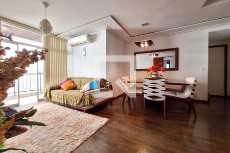 Sala 1 de apartamento à venda com 4 quartos, 245m² em Icaraí, Niterói