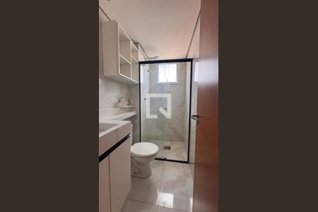 Banheiro de apartamento à venda com 2 quartos, 45m² em Fundacao da Casa Popular, Campinas