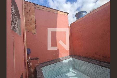 Área comum - Piscina de casa à venda com 4 quartos, 200m² em Campo Alto, Contagem