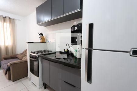Cozinha de apartamento à venda com 2 quartos, 34m² em Vila Ema, São Paulo