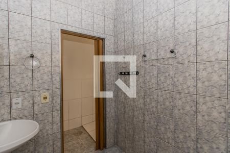 Banheiro de apartamento à venda com 2 quartos, 120m² em Jardim Keralux, São Paulo