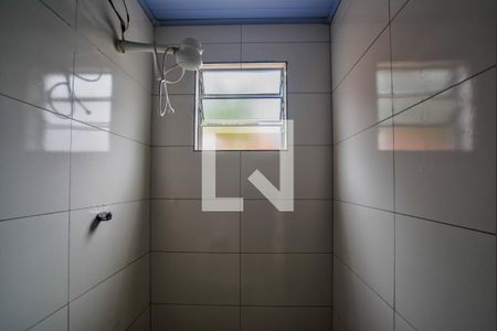 Banheiro de casa para alugar com 2 quartos, 42m² em Jardim do Estádio, Santo André