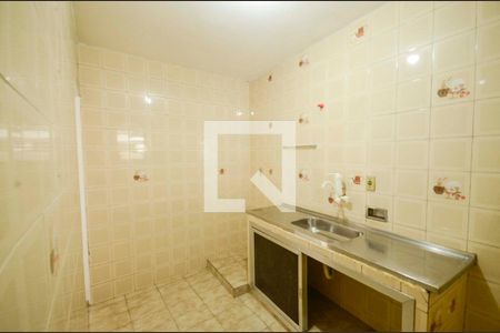 Cozinha de apartamento para alugar com 2 quartos, 60m² em Benfica, Rio de Janeiro