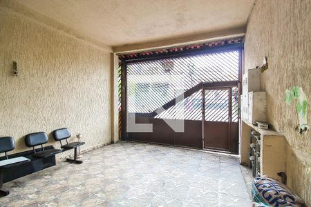 Entrada de casa para alugar com 2 quartos, 65m² em Vila Verde, São Paulo