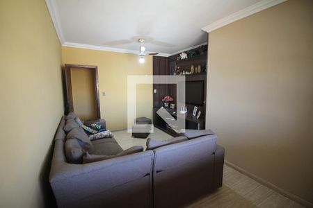 Quarto 1 de casa à venda com 4 quartos, 404m² em Industrial, Contagem