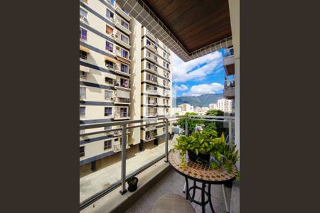 Vista da Sala de apartamento à venda com 2 quartos, 110m² em Vila Isabel, Rio de Janeiro